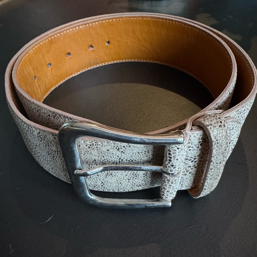 The Tailored Sportsman Textured Cream Belt
